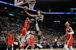 Sochan zdobył 11 punktów. Dziewiąte zwycięstwo San Antonio Spurs