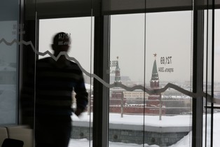 Rezerwy walutowe Rosji topnieją. Trwa dramatyczna walka o rubla