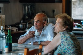 Cvetkovići iz Leskovca 40 godina radili u Nemačkoj da deci SAGRADE KUĆE, a ono što su doživeli zauzvrat ne bi poželeli ni KRVNOM NEPRIJATELJU: "Nemam više NIŠTA"