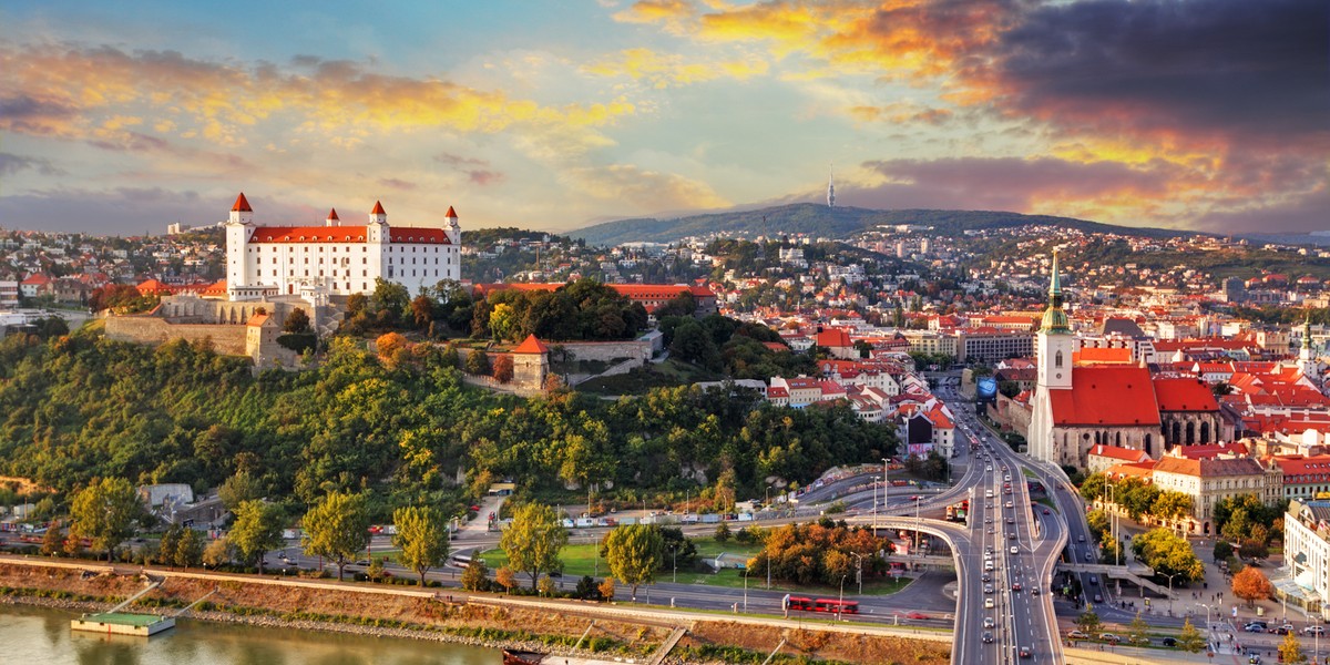 Słowacja: od poniedziałku ponowne otwarcie siłowni i ogródków restauracyjnych.