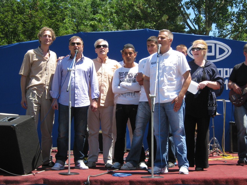 Štićenicima i vaspitačima doma obratio se i Branislav Lečić