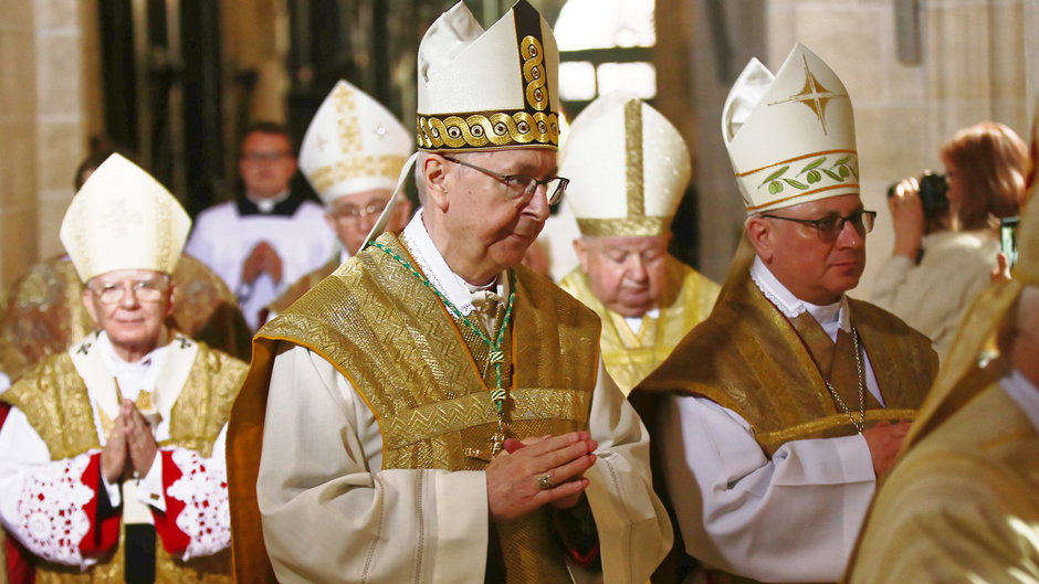 Od lewej: abp Marek Jędraszewski, abp Stanisław Gądecki, abp Stanisław Dziwisz i  bp Artur Miziński