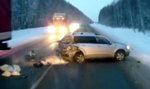 Ciężarówka uderzyła w auto. A z niego wypadło... dziecko! WIDEO