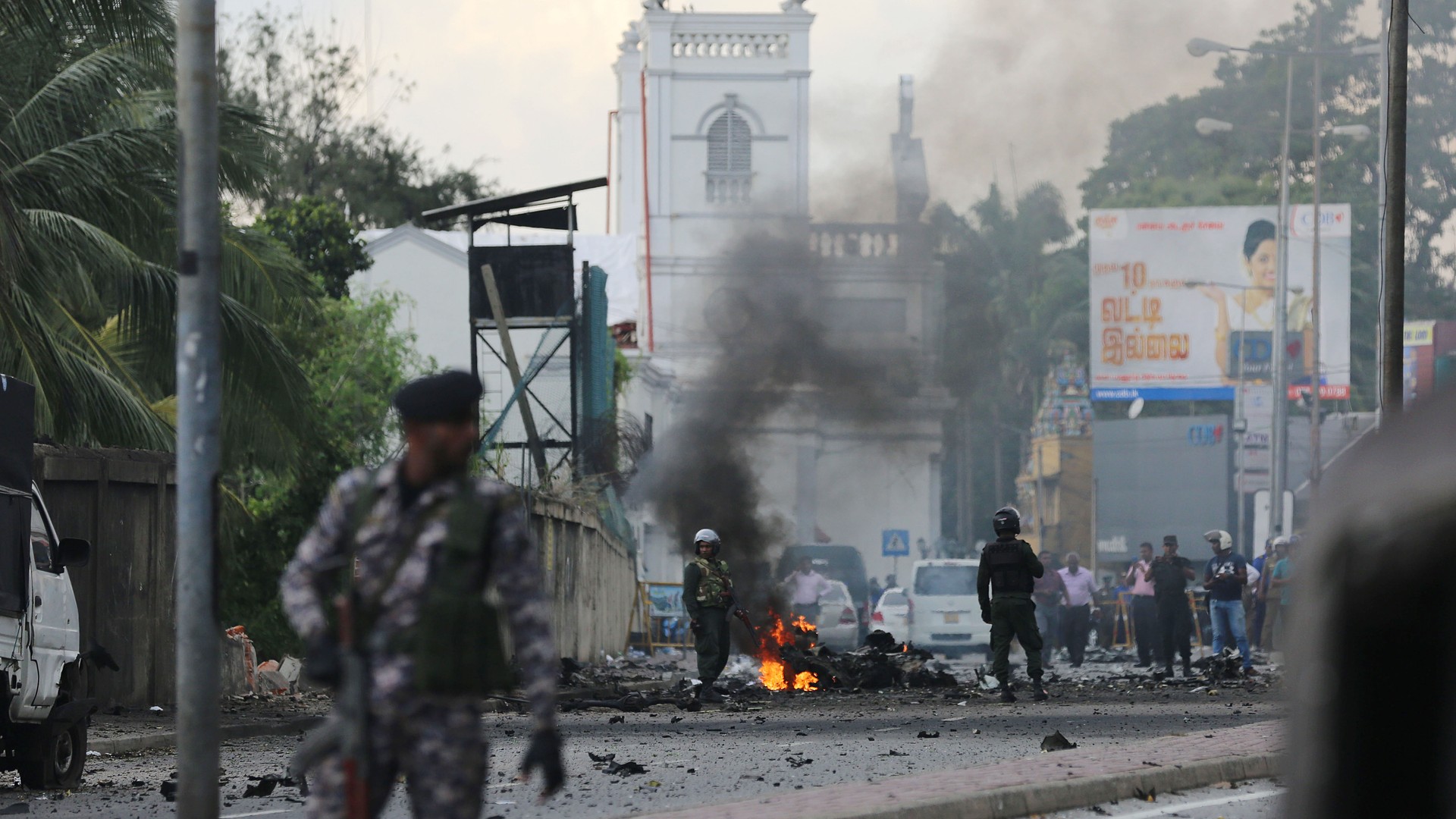Жители шри ланки. Шри ланка инциденты с русскими. Шри ланка инциденты с русскими. Шри ланка полиция. Шри ланка инциденты с русскими.