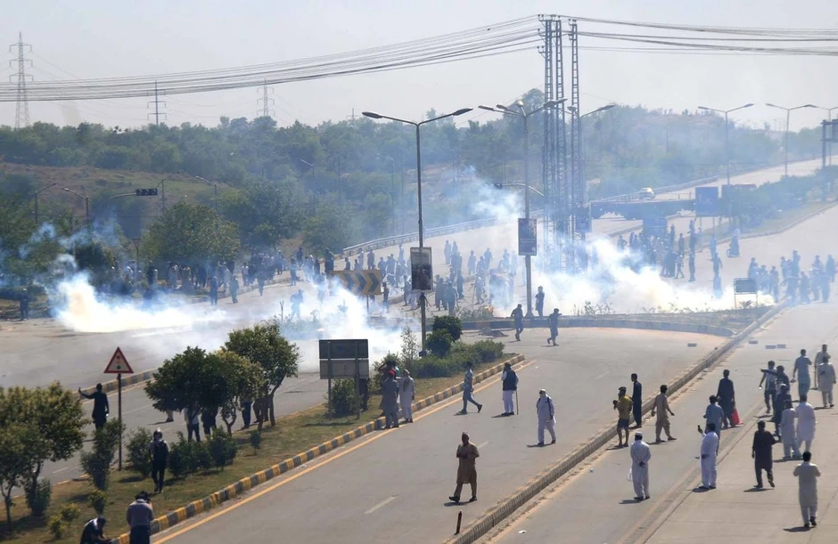 Smrtonosni protesti u Pakistanu nakon hapšenja Imrana Kana