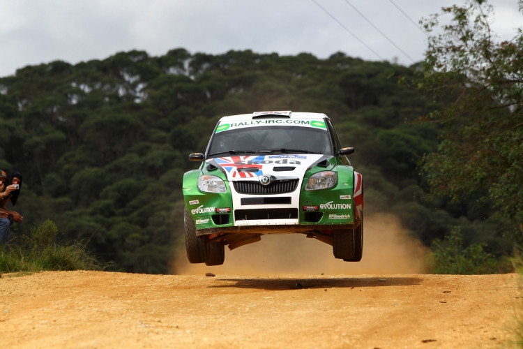 Rally de Curitiba 2010: pewne zwycięstwo Krisa Meeke, Juho Hänninen liderem IRC