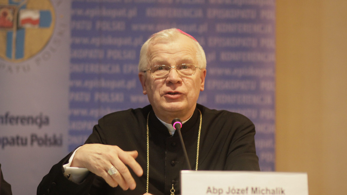 Poprzez zbliżenie z Rosyjską Cerkwią Prawosławną przewodniczący episkopatu Polski abp Józef Michalik nawiązuje do starej światłej roli Kościoła jako inicjatora pojednania między narodami - ocenia w środę niemiecki dziennik "Frankfurter Allgemeine Zeitung". Według korespondenta gazety arcybiskup Michalik, który uznawany był przez publicystów za "ultrakonserwatystę", "zrobił coś nieoczekiwanego".