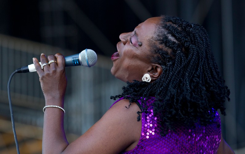 Sharon Jones – pierwsza dama soulu