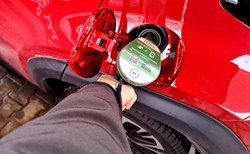 Pierwszy donos na Orlen za ceny paliw. "967 tys. zł więcej za paliwo tylko w grudniu"