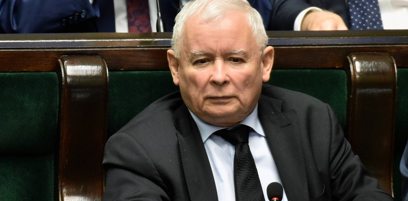 Jarosławowi Kaczyńskiemu wlepili karę. Tym razem większość sejmowa nie uratowała szefa