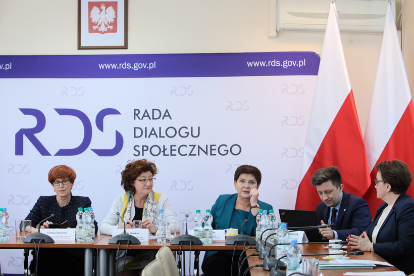 Posiedzenie Prezydium Rady Dialogu Społecznego nt. sytuacji w oświacie