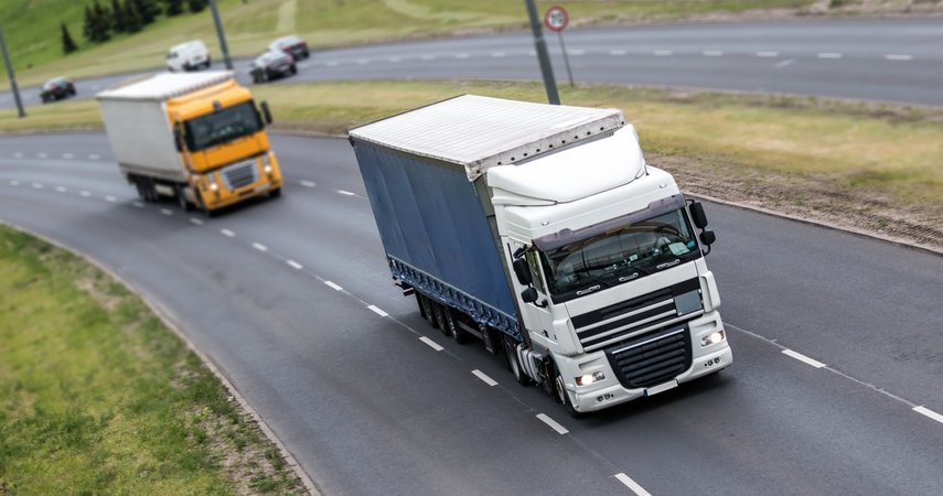 un trabajo.  En Polonia, hay una escasez de 120 mil.  Conductores profesionales.  ¿Cuáles son las ganancias?