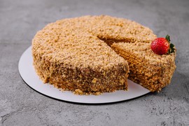 Bolja od kupovne: DOMAĆA MARLENKA je NAJLEPŠI KOLAČ sa medom i karamelom - recept je osvojio mreže, a pravi se očas posla