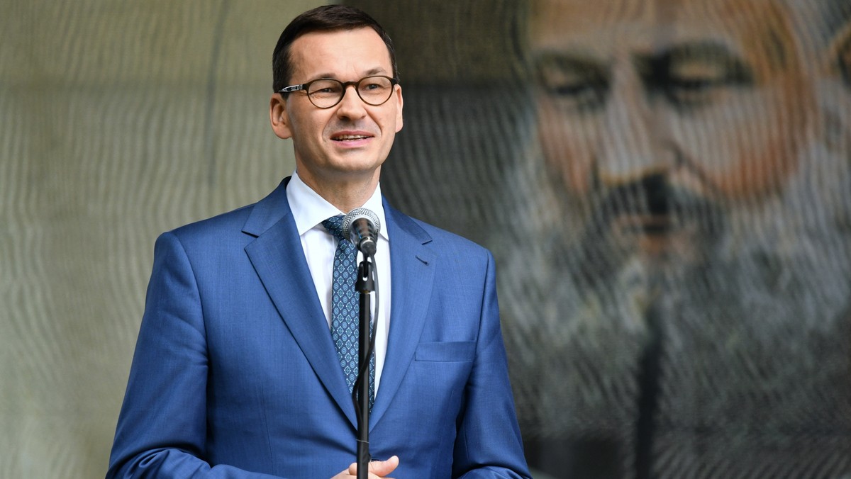 Premier Mateusz Morawiecki pogratulował wczoraj sukcesu studentom z Politechniki Świętokrzyskiej. Ich drużyna zwyciężyła w międzynarodowym konkursie University Rover Challenge (URC).