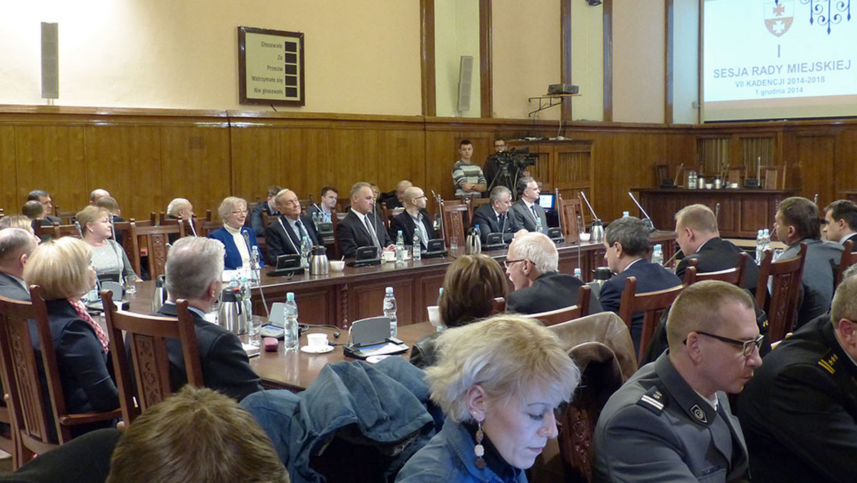 Rada Miasta przyjęła budżet Elbląga na 2015 rok. Głosowanie poprzedziły kilkutygodniowe dyskusje oraz otwarta debata.