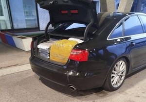 Zaplenjena roba poznatih brendova širom Srbije