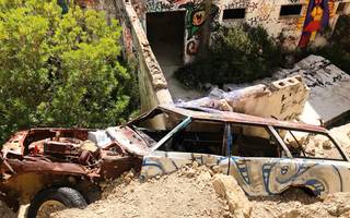 Cmentarzysko aut na Ibizie