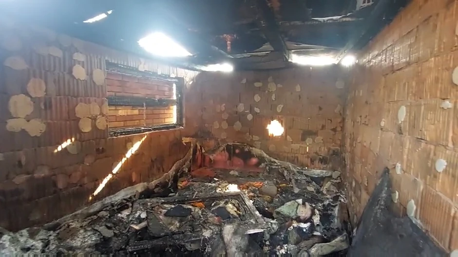 Kuća u kojoj je izgorela cela porodica u blizini Novog Sada