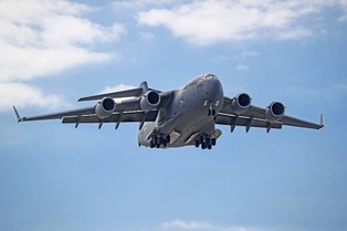 Amerykański gigant pojawił się nad Polską. Nadleciał z Niemiec