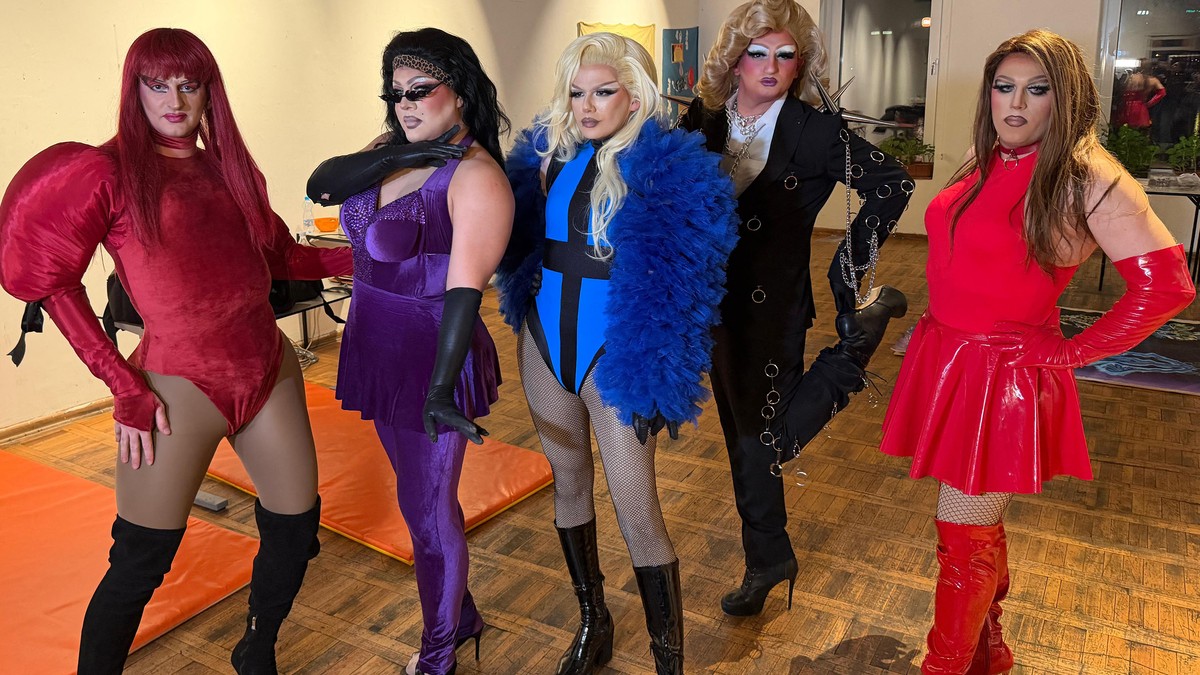 Harem girls odgovorile na prozivke DA SU "HURRICANE SA TEMUA", a evo šta spremaju za PZE 2026: "Dosta toga zavisi od nastupa" (Video) Kép