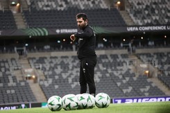 Goncalo Feio pomylił odwagę z odważnikiem. Jacek Zieliński wyhodował 'żmiję' na własnej piersi