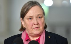 "Wasze flaki będą latać po całej Europie". Róża Thun pokazała mail z groźbami