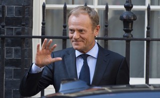 Tusk: Dobrze, że rząd opamiętał się w sprawie ustawy o IPN