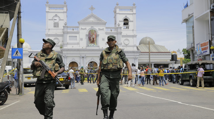 Templomokat robbantottak Srí Lankán / Fotó: MTI/AP/Eranga Jayawardena