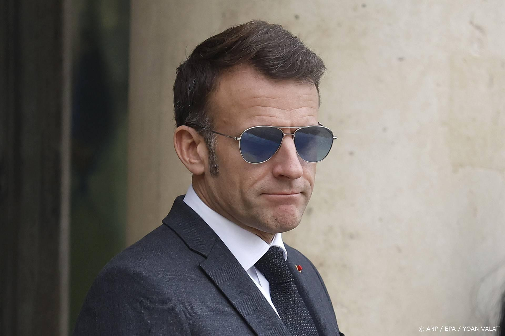 Macron over social media-verbod: Kinderhersenen zijn niet te koop