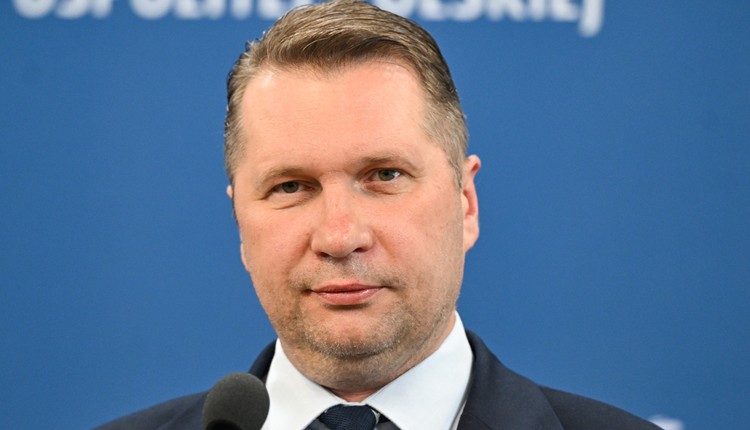 Najgorsza minister w najsłabszym rządzie". Czarnek grzmi po aferze ze świadectwami