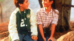 Fred Savage i Danica McKellar w serialu "Cudowne lata"