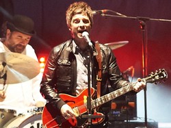 Noel Gallagher zagrał dla Euro–kibiców w Gdańsku – zdjęcia!