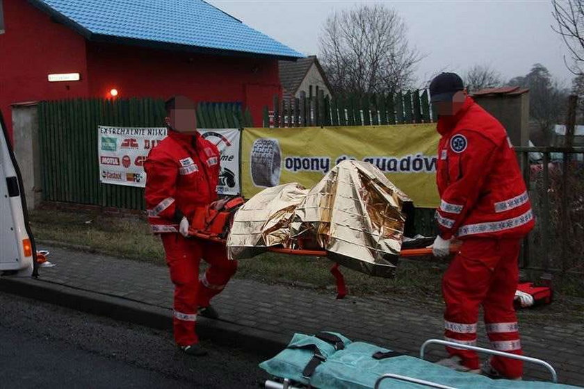 Auto wpadło do rzeki! Drastyczne zdjęcia 