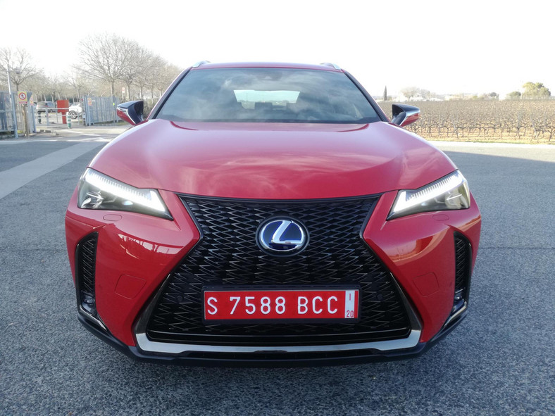 Lexus UX