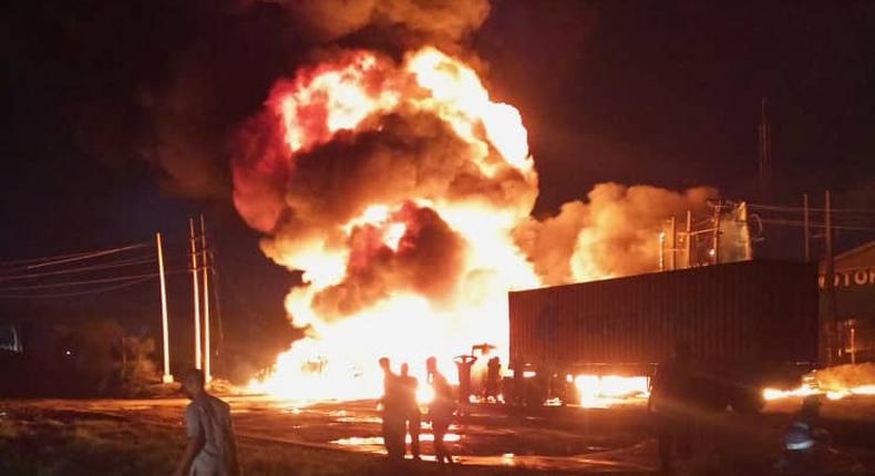 11 vehicles burnt as fuel tanker bursts into flames in Lagos [Twitter:@LagosRescue]
