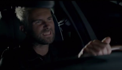 Maroon 5 w TELEDYSKU "Cold". Zobacz narkotyczne wizje Adama Levin'a