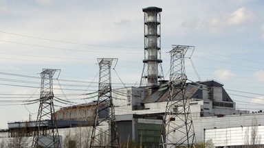 Rosyjskie wojska weszły do strefy czarnobylskiej. Zełenski: próbują zająć elektrownię atomową