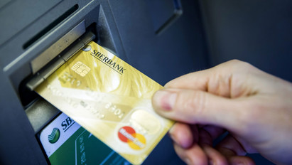 Fellélegezhetnek a hitelezők a Sberbanknál: Svájc megkegyelmezett az orosz pénzintézetnek 