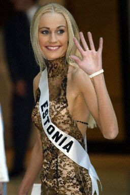Miss Universe 2004 / 9.jpg