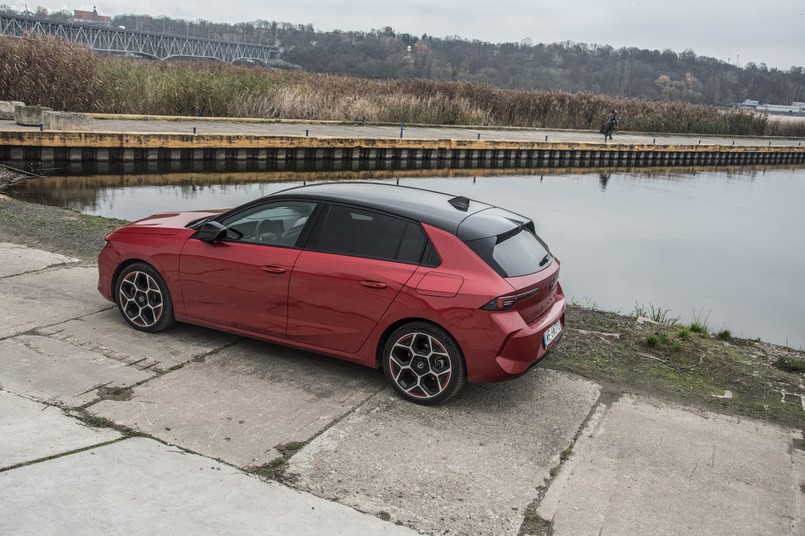 Test Opel Astra 2022 plug-in hybrid, nowy Opel Astra, Astra 2022, Astra plug-in hybrid, Opel Astra GS