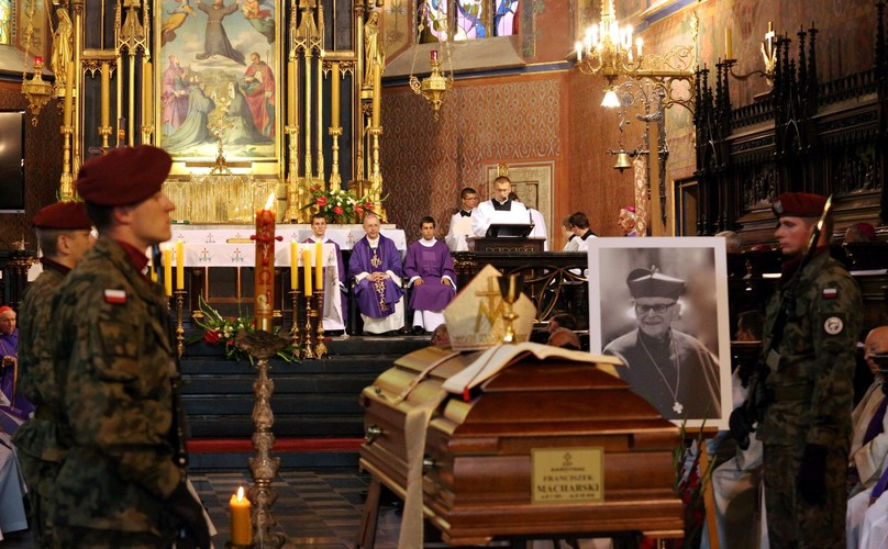 Msza święta pod przewodnictwem przewodniczącego KEP abp. Stanisława Gądeckiego w bazylice św. Franciszka z Asyżu w Krakowie