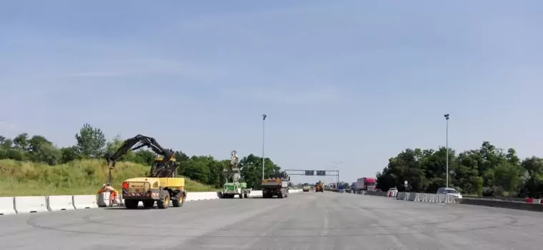 Nawet 10-kilometrowy korek na autostradzie A4. Lepiej pojechać objazdem?