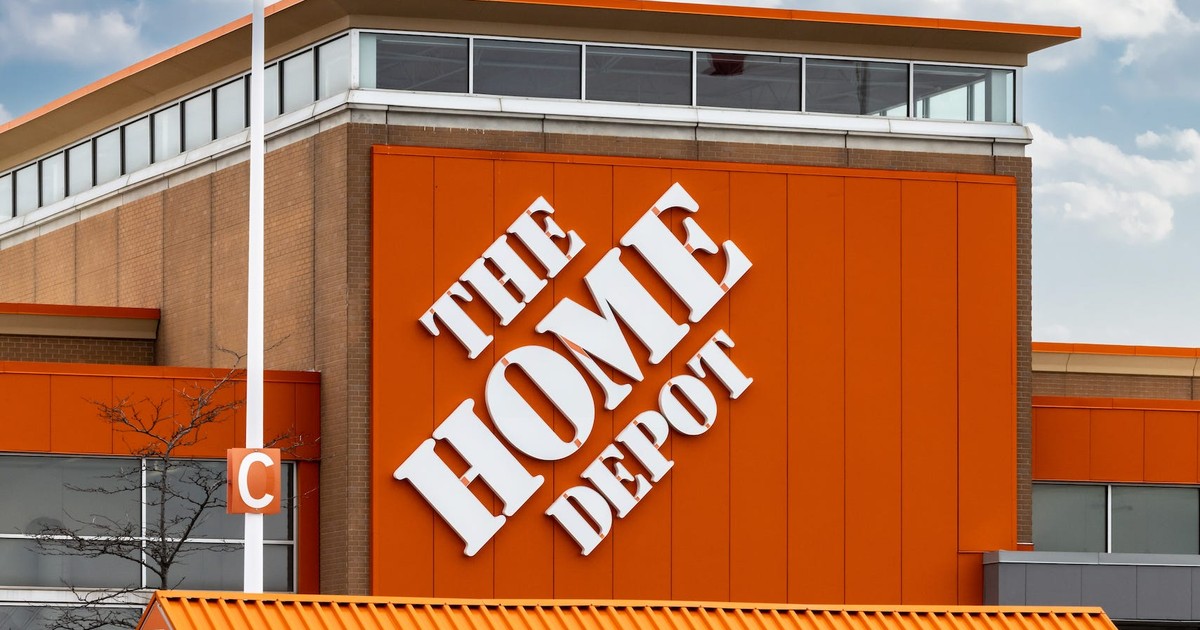 7 things you should never do at Home Depot, according to former ...