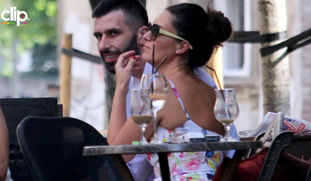 Marija_kilibarda_sa_deckom_zab_clip