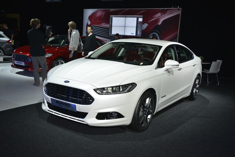Ford mondeo hybrid