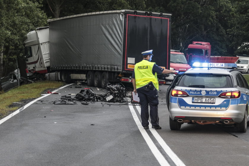 Przyczynę tragedii ustalają zielonogórscy policjanci i prokurator