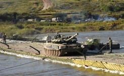 Ruszają wielkie rosyjskie manewry wojskowe. 'To sygnał dla Zachodu'