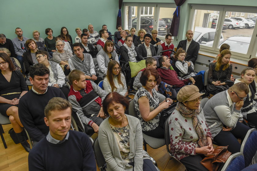 roczystość nadania imienia prezydenta Pawła Adamowicza Podstawowej Szkole Specjalnej przy ul. Jagiellońskiej 11 w Gdańsku Przymorzu