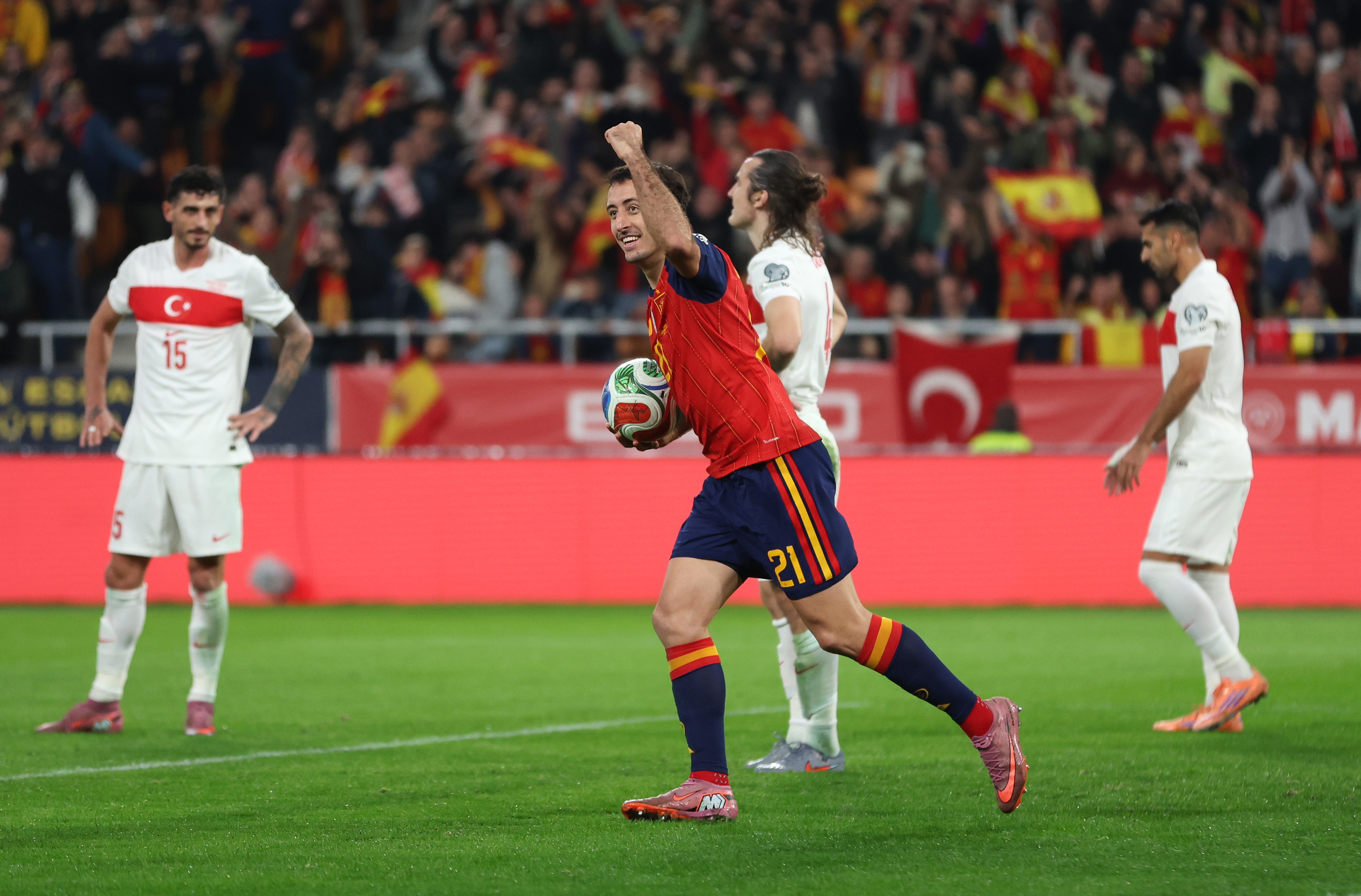 1-1 ante Turquía: España prácticamente en el Mundial 2026