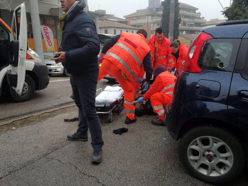 Macerata, Włochy. Strzelanina na ulicy, są ciężko ranni